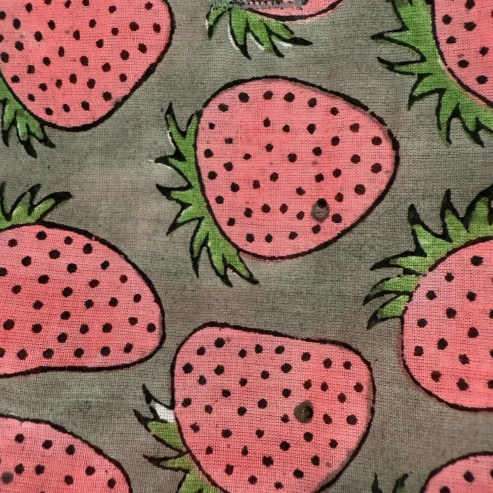 Sur La Vague Strawberry Pajama Pant Set NWT XS/S